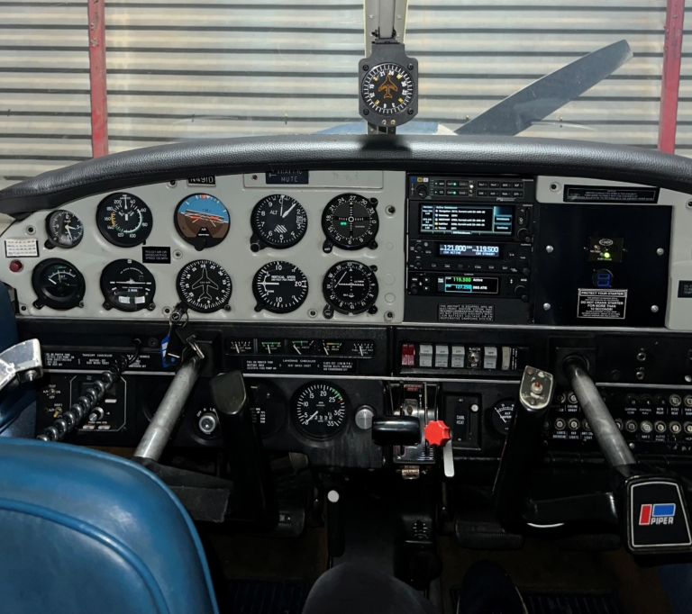 Cherokee Avionics Panel